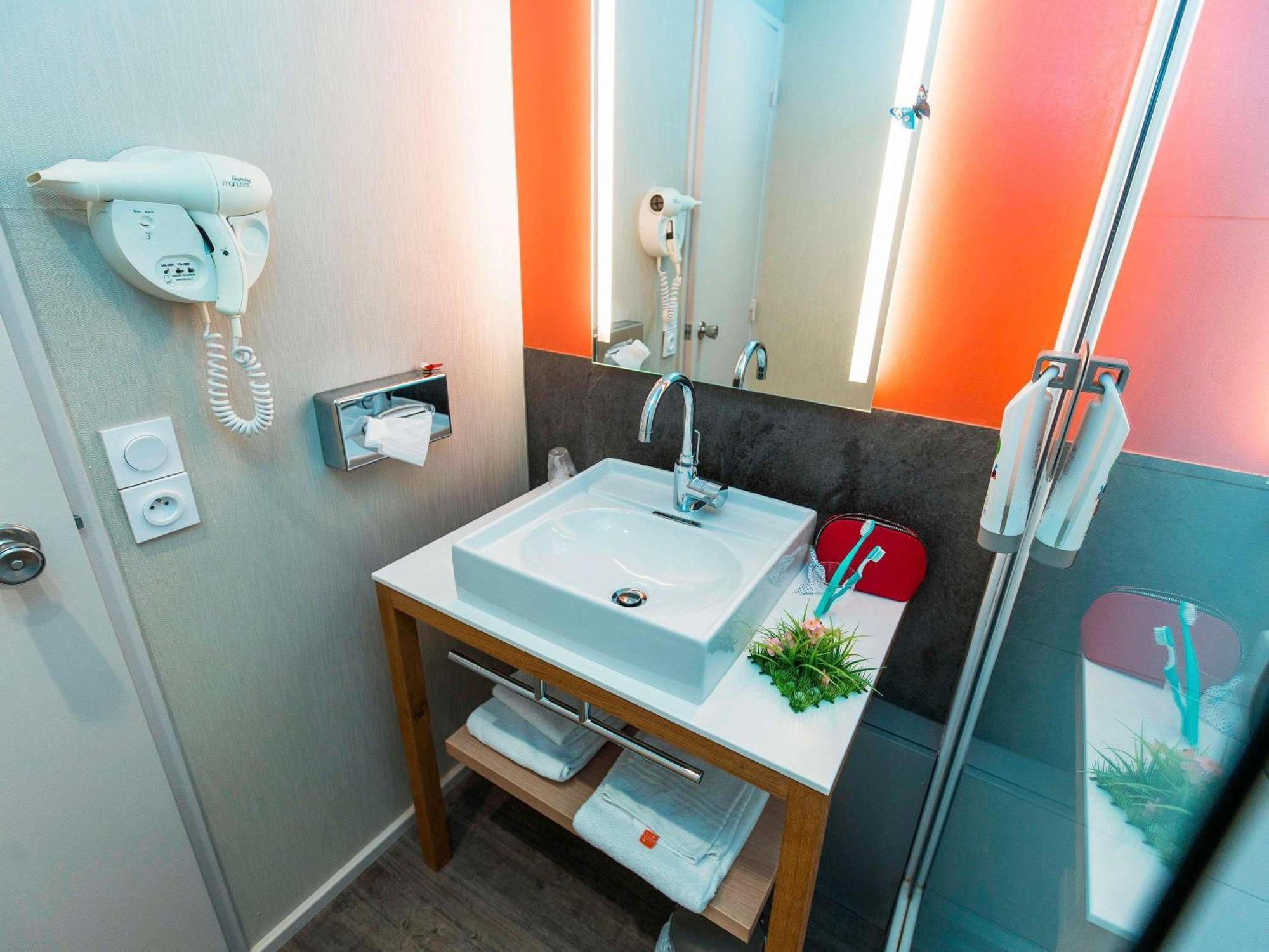 Ibis Styles Tours Sud Hotel Chambray-lès-Tours Buitenkant foto